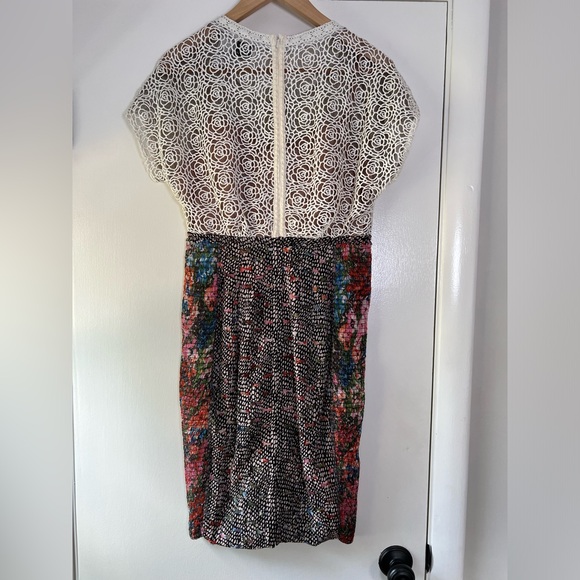 Beguile by Byron Lars Lace Study Sheath Dress Sz 6 Button Front Ivory Black Pink - Picture 10 of 13